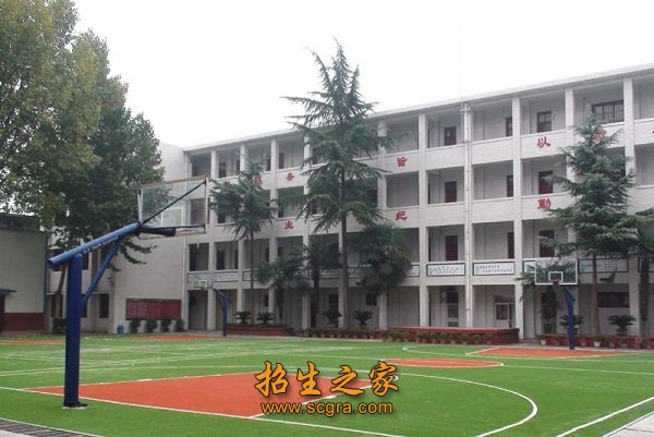 学校操场