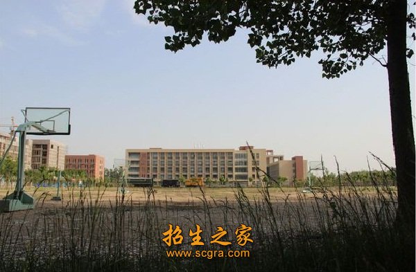 学校操场