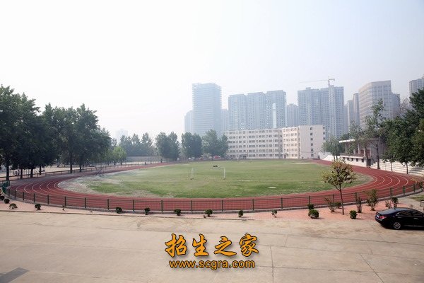 学校操场