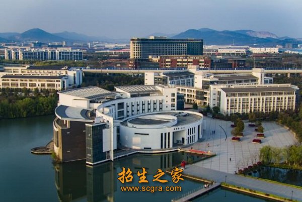 南京旅游职业学院